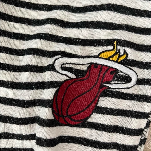 Women’s NBA Miami Heat jogger pajama pants size M - Picture 2 of 4